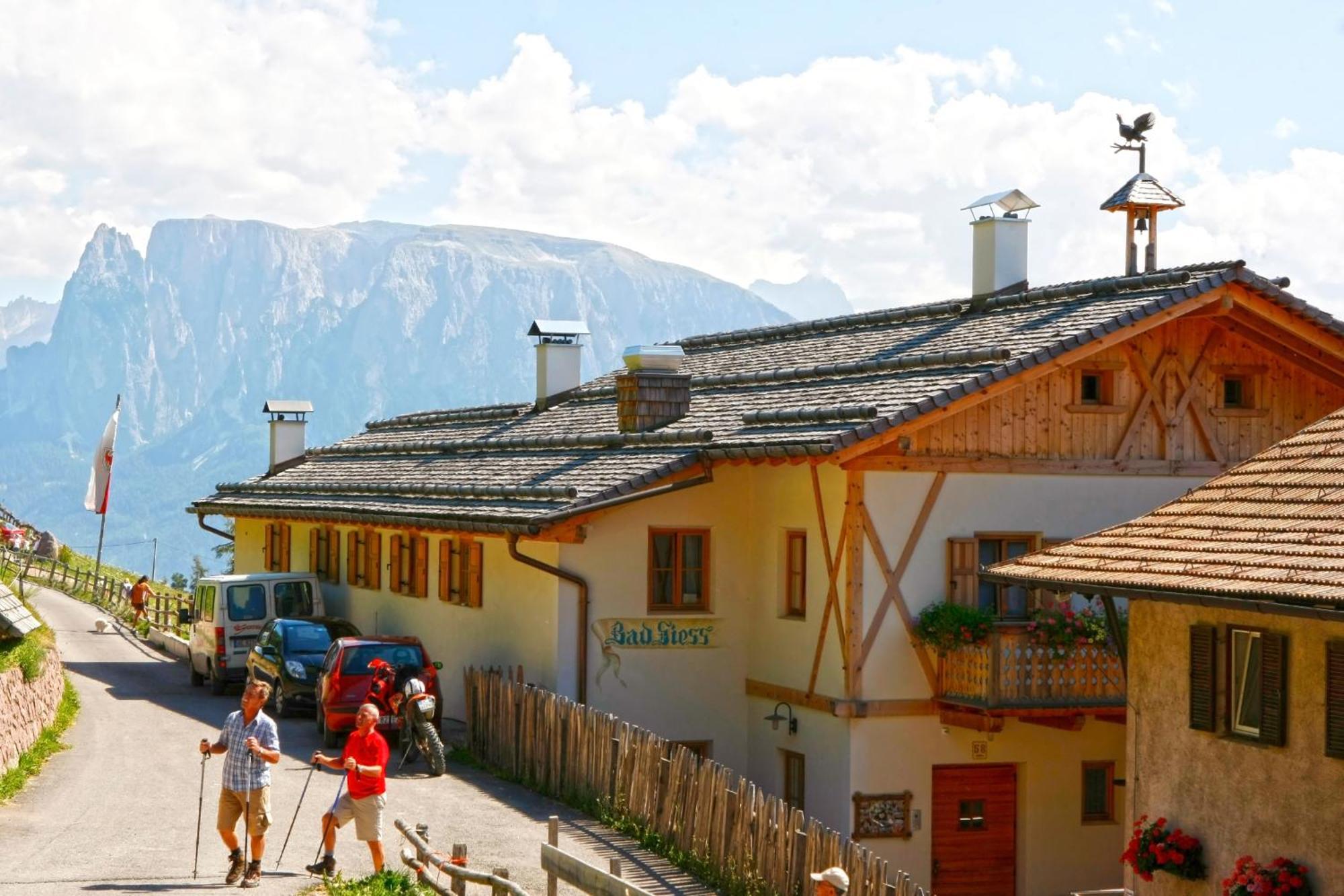 Gasthaus Bad Siess Longostagno المظهر الخارجي الصورة