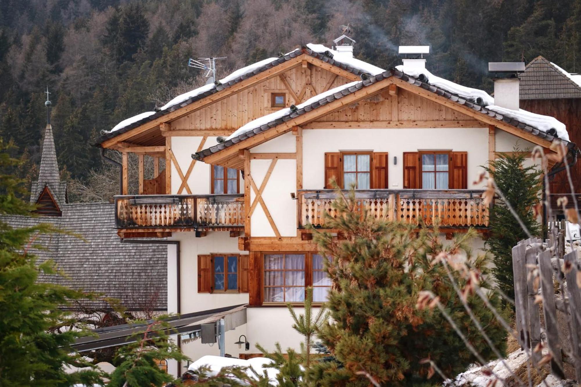 Gasthaus Bad Siess Longostagno المظهر الخارجي الصورة